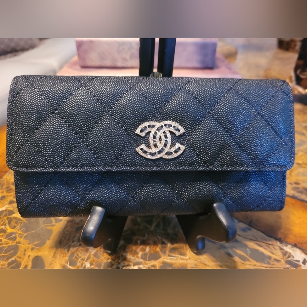 CHANEL Black Caviar Quilted Long Wallet - Picture 2 of 8